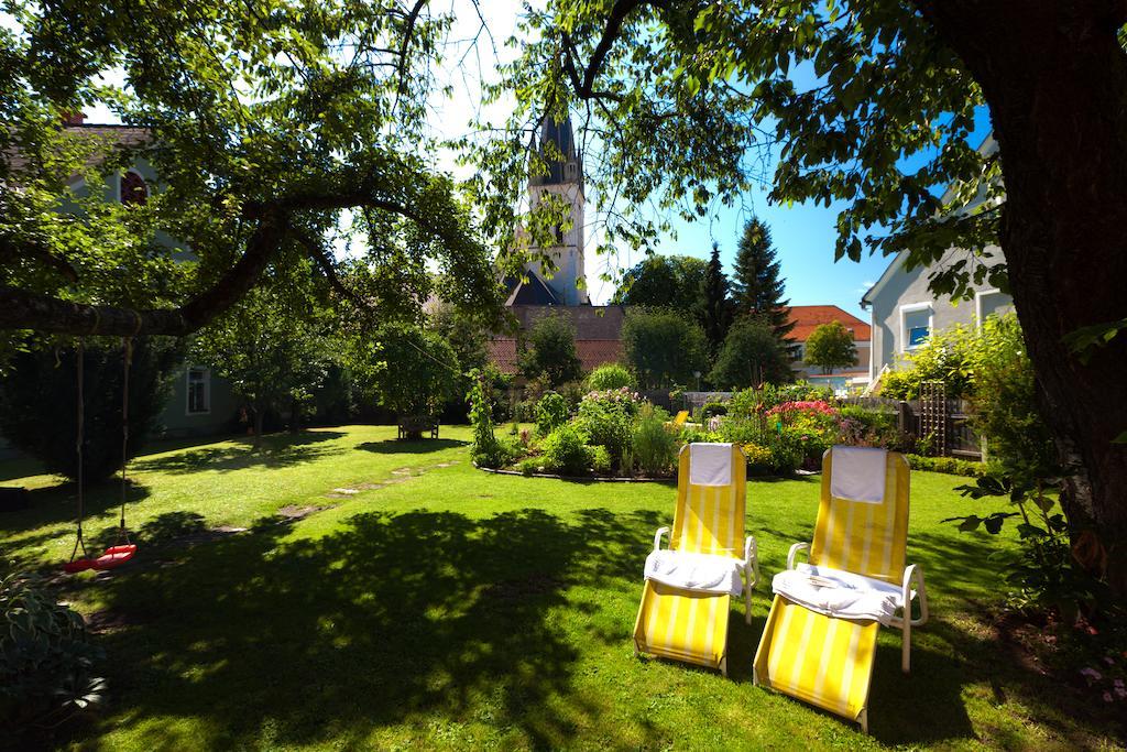 Gasthof Braeuer - Familie Eibensteiner Weisskirchen in Steiermark Exterior photo
