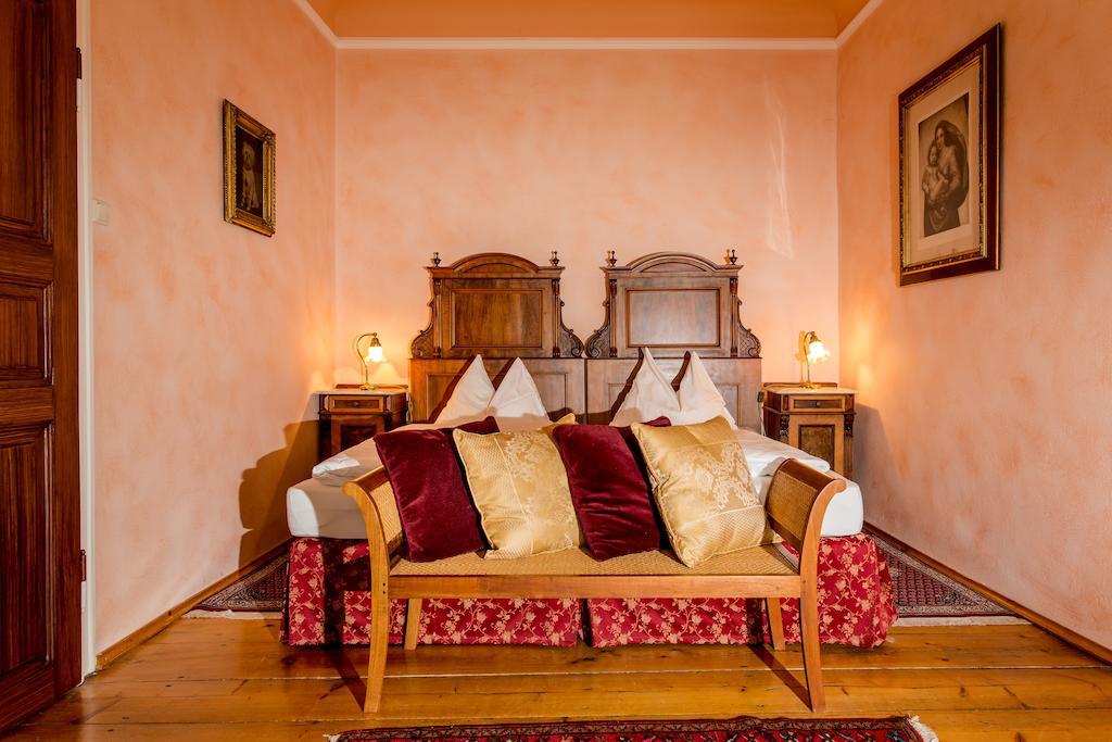 Gasthof Braeuer - Familie Eibensteiner Weisskirchen in Steiermark Room photo